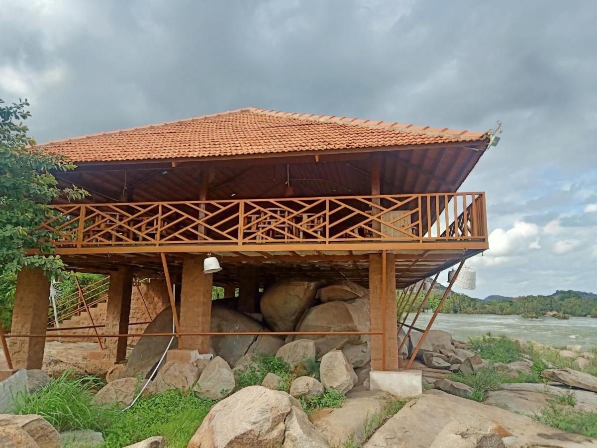 Leo Wodden Resort Hampi Exterior photo