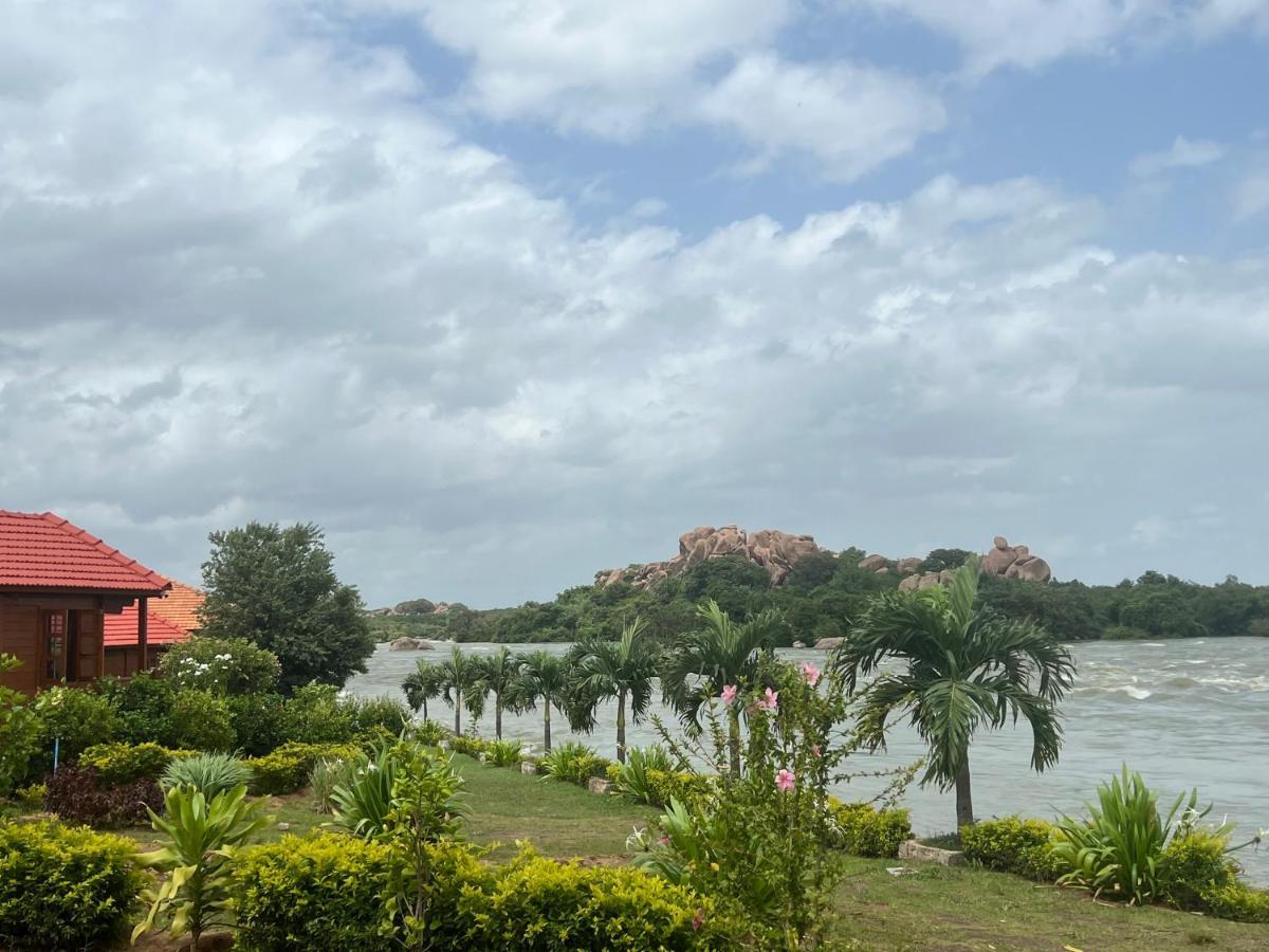 Leo Wodden Resort Hampi Exterior photo