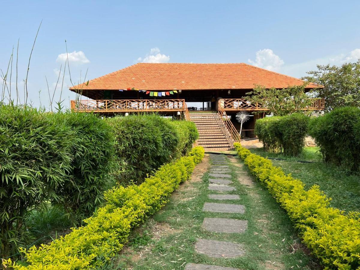 Leo Wodden Resort Hampi Exterior photo