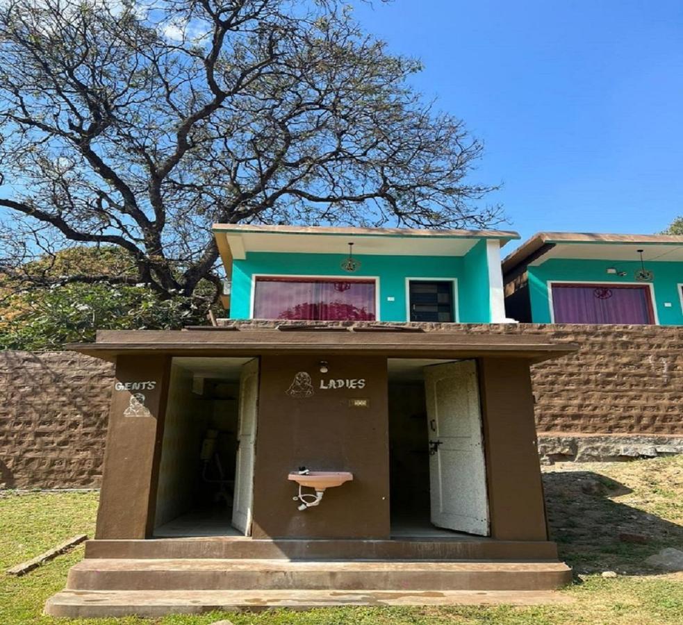 Leo Wodden Resort Hampi Exterior photo