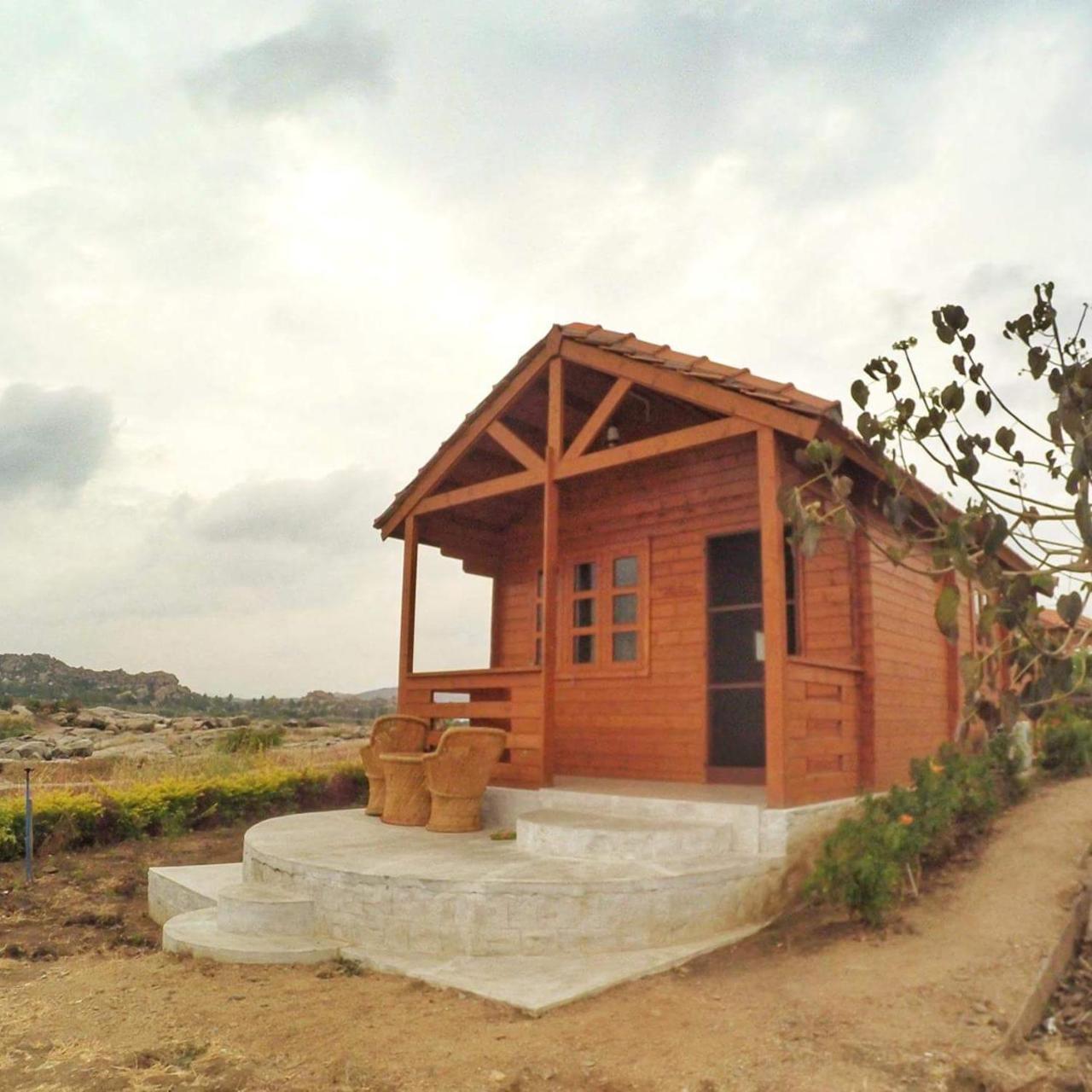 Leo Wodden Resort Hampi Exterior photo