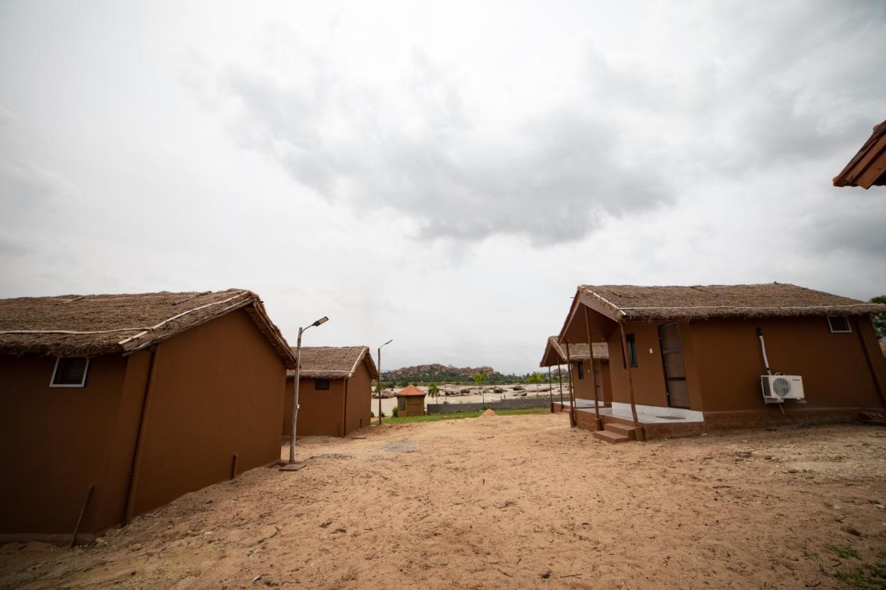 Leo Wodden Resort Hampi Exterior photo